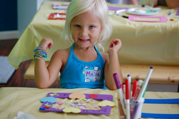 child painting